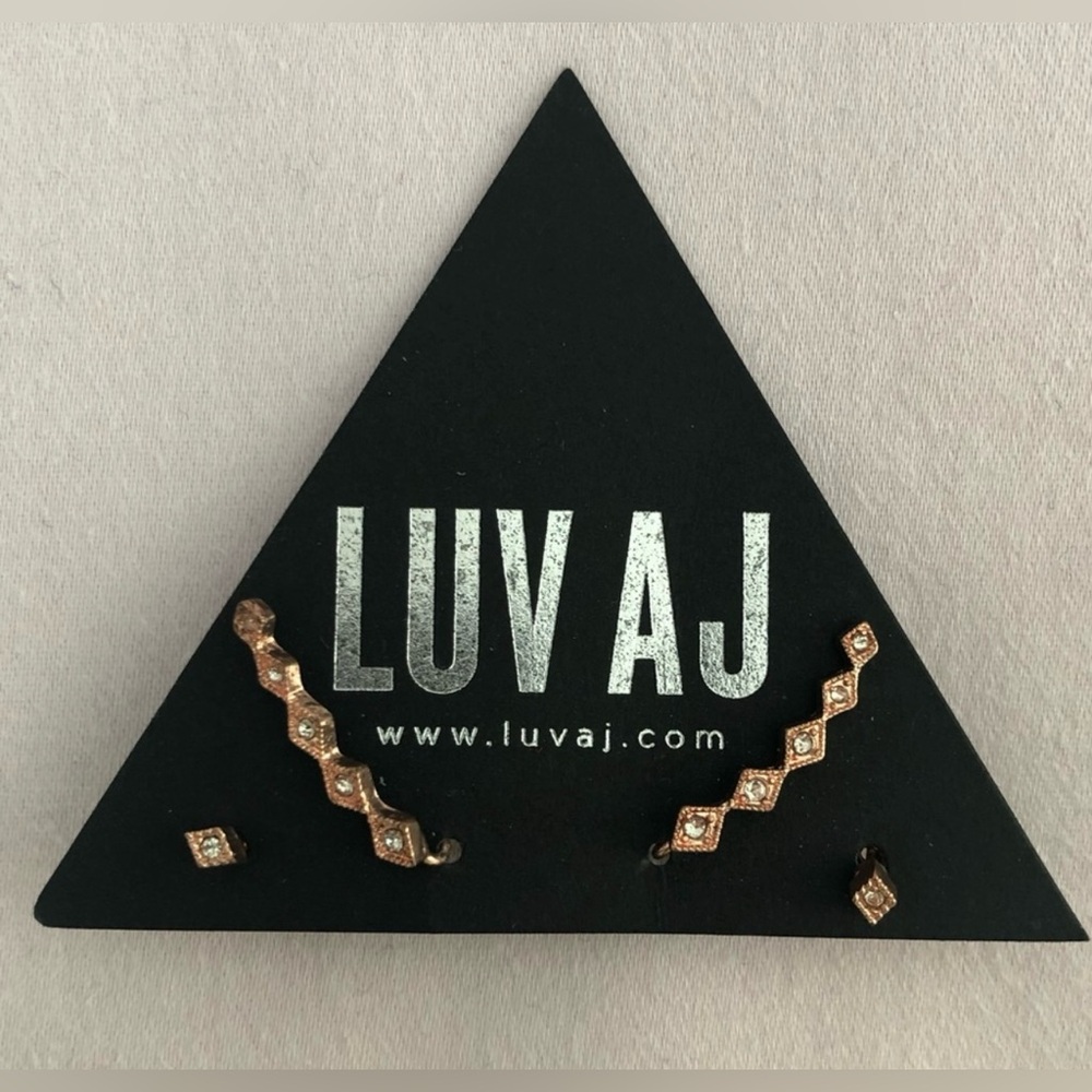Luv AJ Crawler and Post Rose Gold
Earring Set